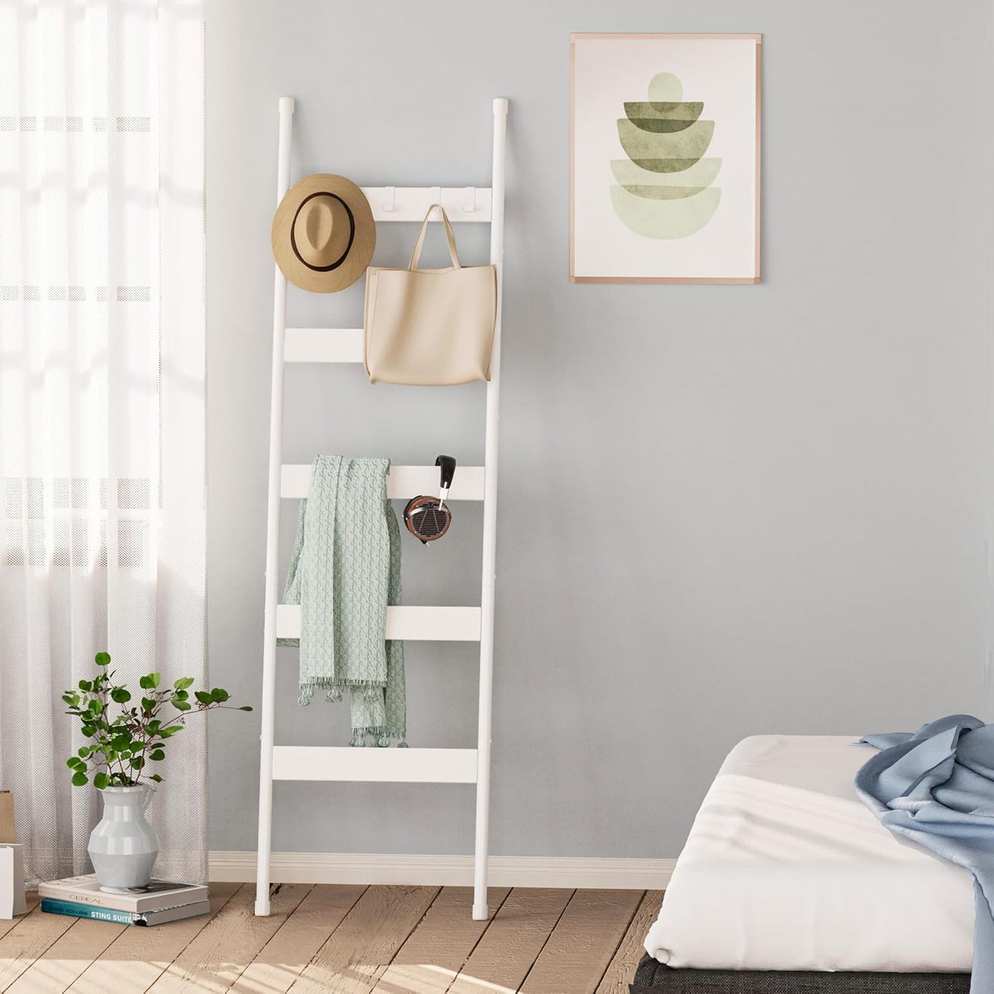 Blanket Ladder, 5-Tier Towel Holder with 4 Removable Hooks, Farmhouse Wall Leaning Decorative Rack Shelf, Wooden Towel Display Rack, Quilt Ladder for Living Room, Bedroom, Rustic Brown