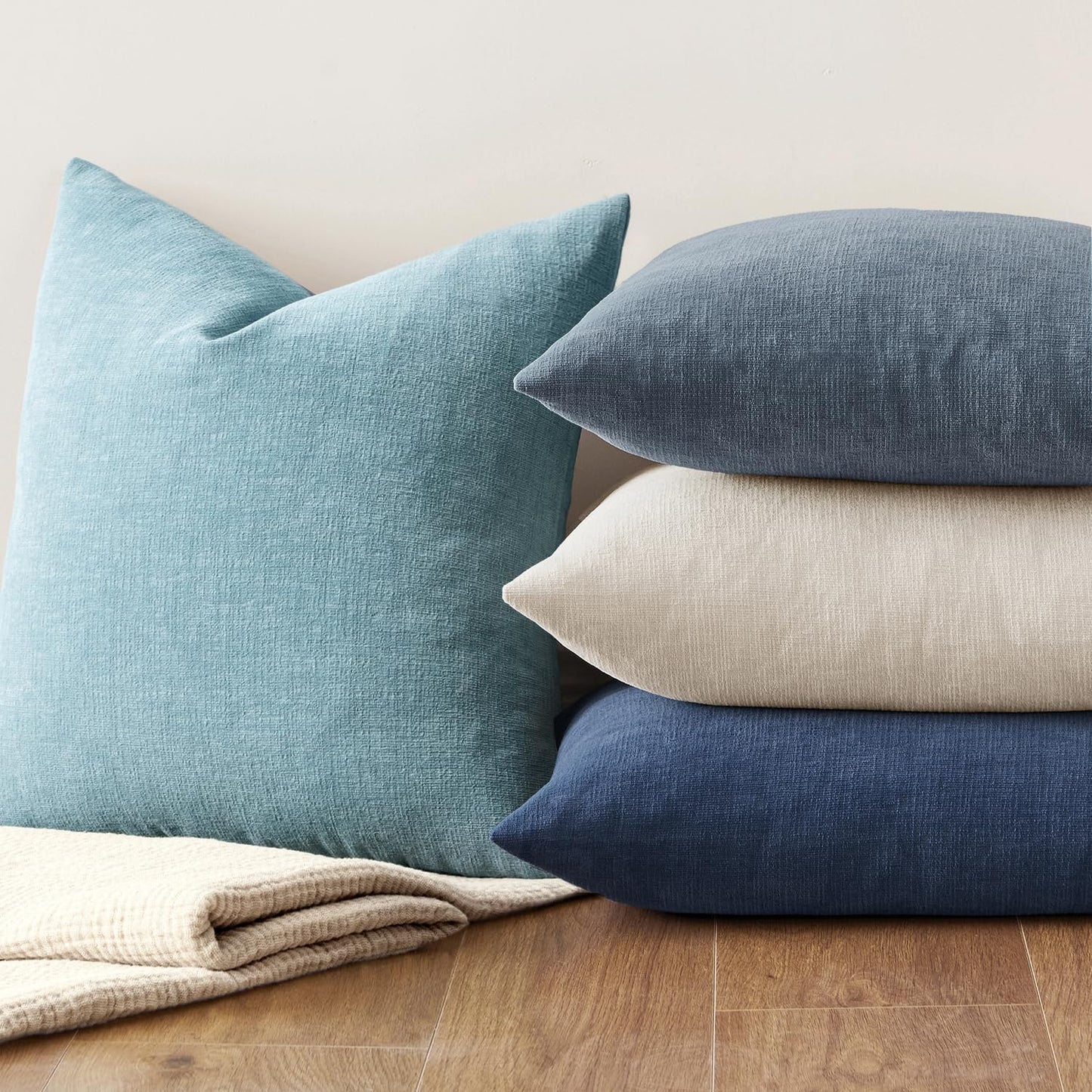 MIULEE Olive Green Couch Pillow Covers 18x18 Inch, Set of 2 Soft Chenille Decorative Square Throw Pillow Covers Farmhouse for Sofa Living Room Bed