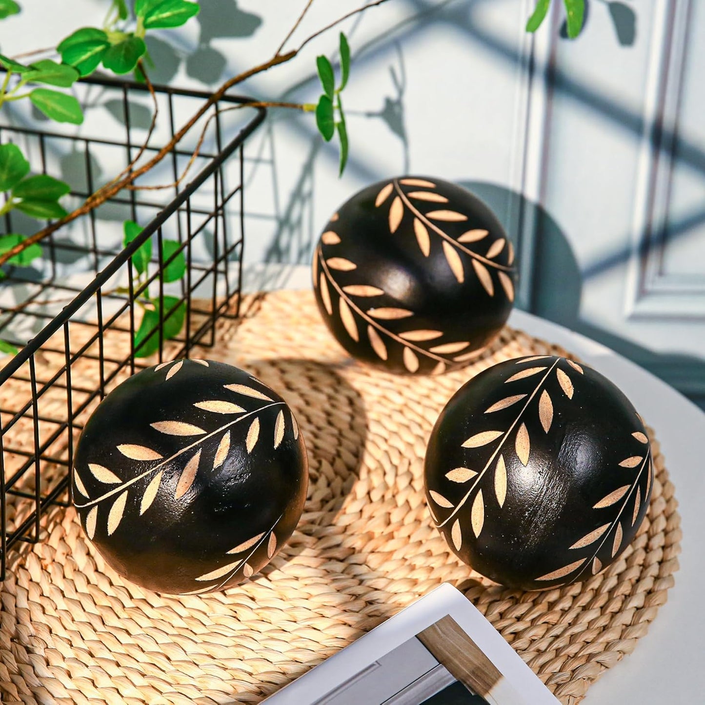 Set of 6 Decorative Orbs for Bowls and Vases - Circle Pattern - Resin Round Sphere Balls for Living, Dining Room Coffee Table Centerpiece Home Decor