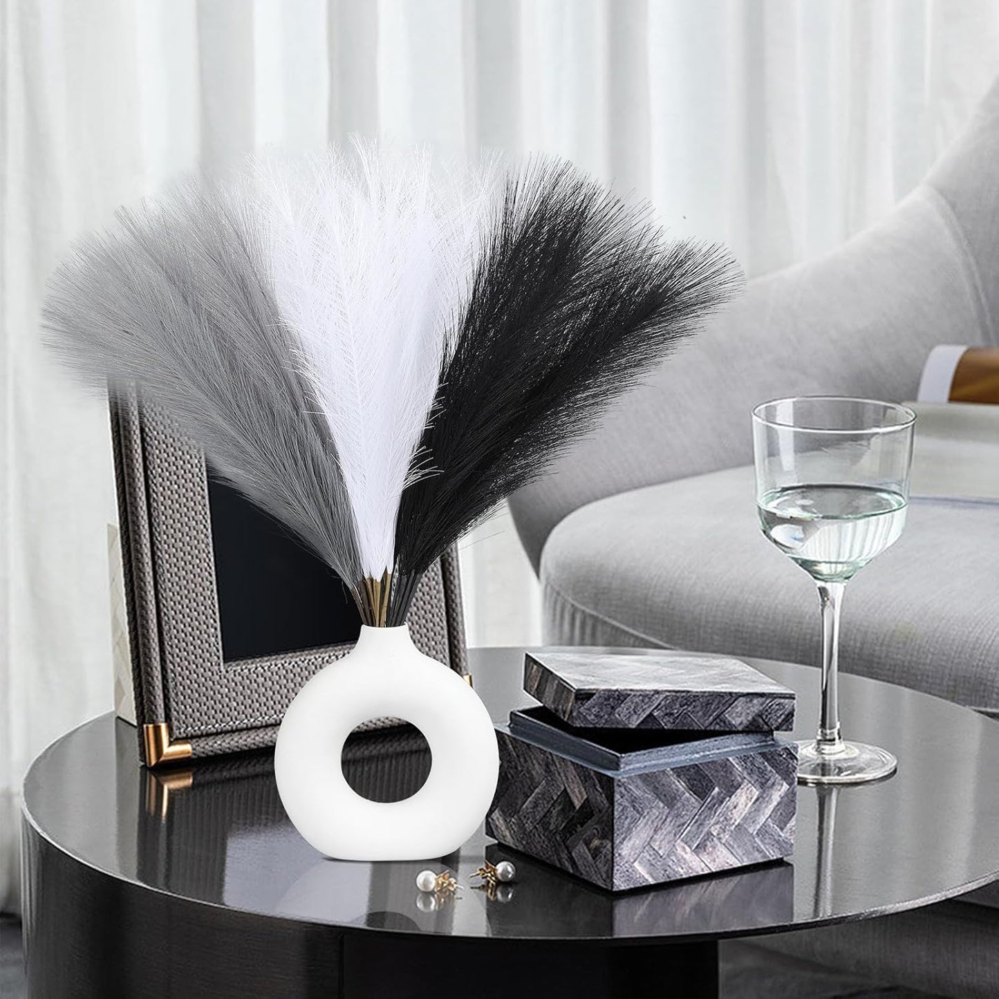 UREYMX Faux Pampas Grass Decor 17.7 Inch 6pcs, Artificial Pampas Grass Fluffy Home Decor, Short Vase Room Decor pompous Grass Flower Arrangement for Boho Home Wedding Decoration (Black)