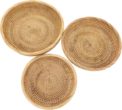 Hipiwe Small Key Basket Bowl for Entryway 7.6" Round Woven Wicker Basket Fruit Serving Tray Woven Basket Wall Decor Rattan Organizer Basket for Keys, Wallet,Whitewash