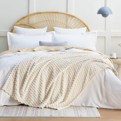 EXQ Home Fleece Throw Blanket for Couch or Bed - 3D Imitation Turtle Shell Jacquard Decorative Blankets - Cozy Soft Lightweight Fuzzy Flannel Blanket Suitable for All Seasons(50"×60",Beige)