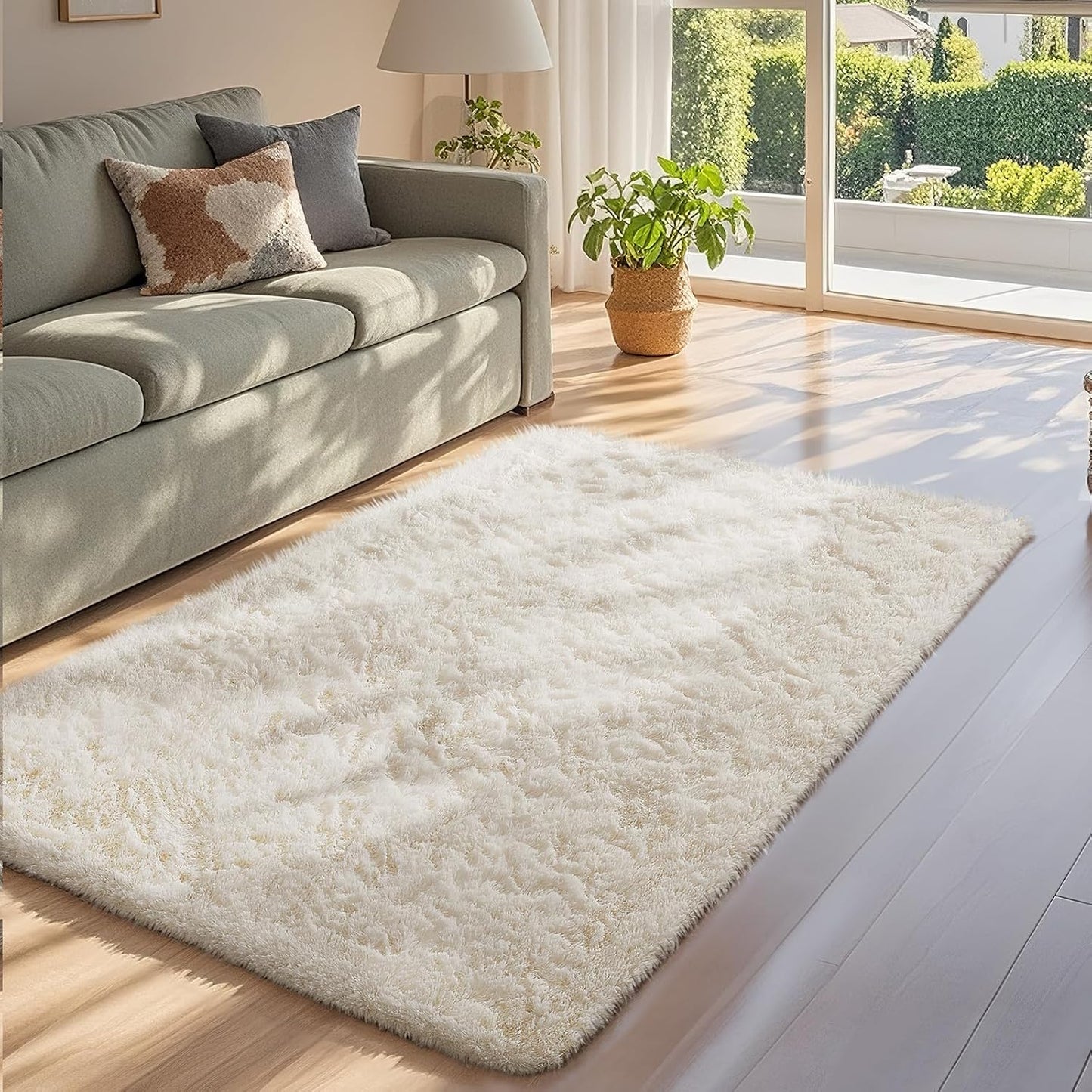 Ophanie Round Rugs 5Ft Ivory Circle Area Rug, Nursery Room Decor, Christmas Aesthetic Bedroom Home Circular Carpet 5 Foot, Fluffy Fuzzy Shag Plush Cream Living Room Rugs for Kids Boys Girls Teen Baby