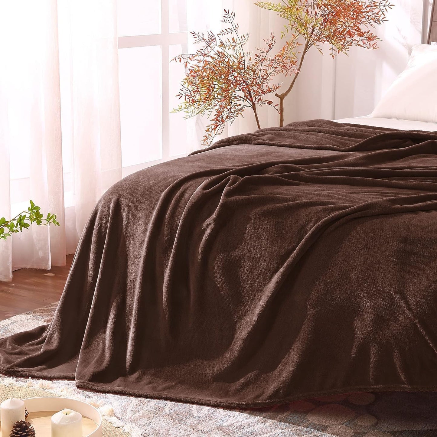 BEDELITE Fleece Blanket Black Throw Blankets for Couch & Bed, Luxury Plush Cozy Fuzzy Blanket 50x60 inches, Super Soft Warm Lightweight Throw Blanket for Travel Camping - Colors A
