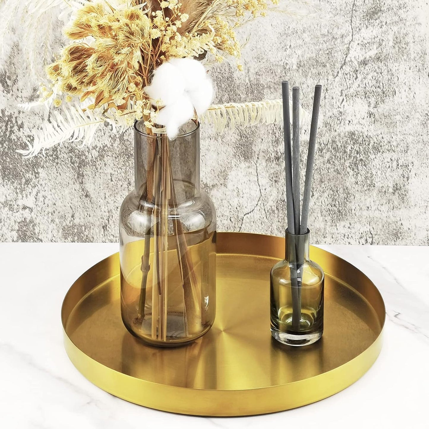 FREELOVE Gold Tray, Round Brass Serving Platter, Bar Circle Decorative Plate, Coffee Table Metal Decor Dishes, Brushed Hammered Coasters, Counter Bathroom Kitchen Dessert Cart Display Food, 12 inch