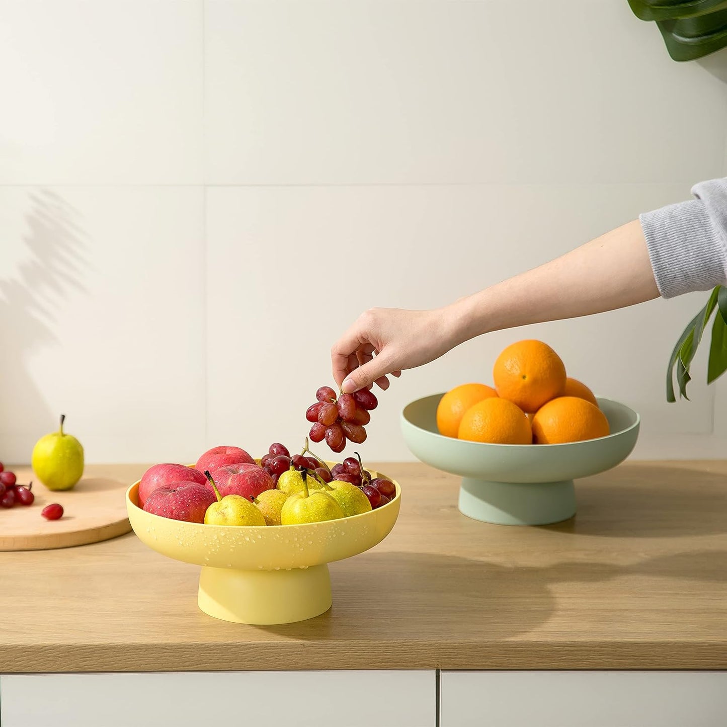 onefitow Fruit bowl Fruit Basket for Kitchen Countertop Storage Baskets Stand Organization, Decor Centerpiece for Kitchen Counter or Dining Room Tables (Pink)