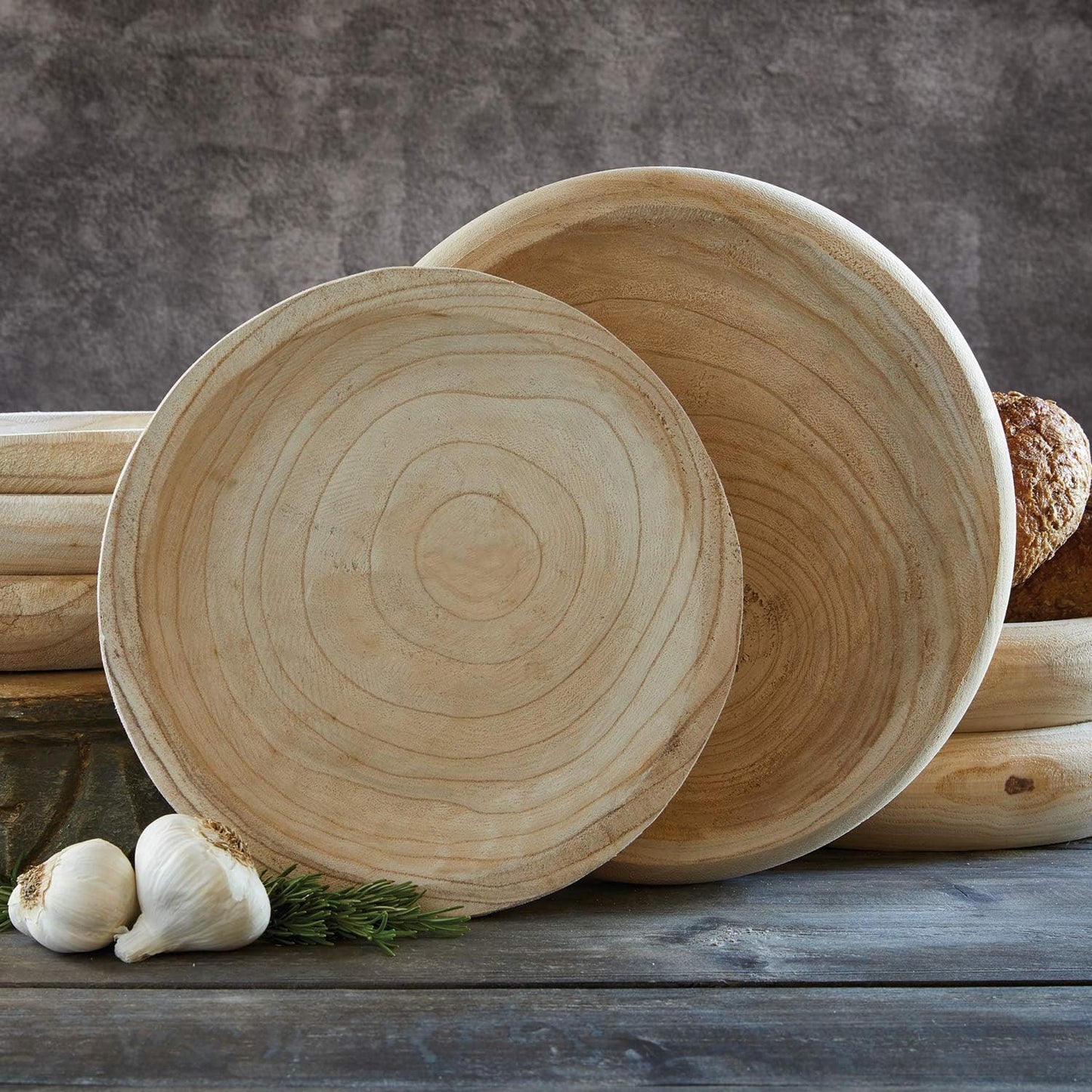 Santa Barbara Design Studio Wood Serving Bowl, Hand Carved Paulownia Wood Fruit Bowl/Decor, 11.5" Large, Natural