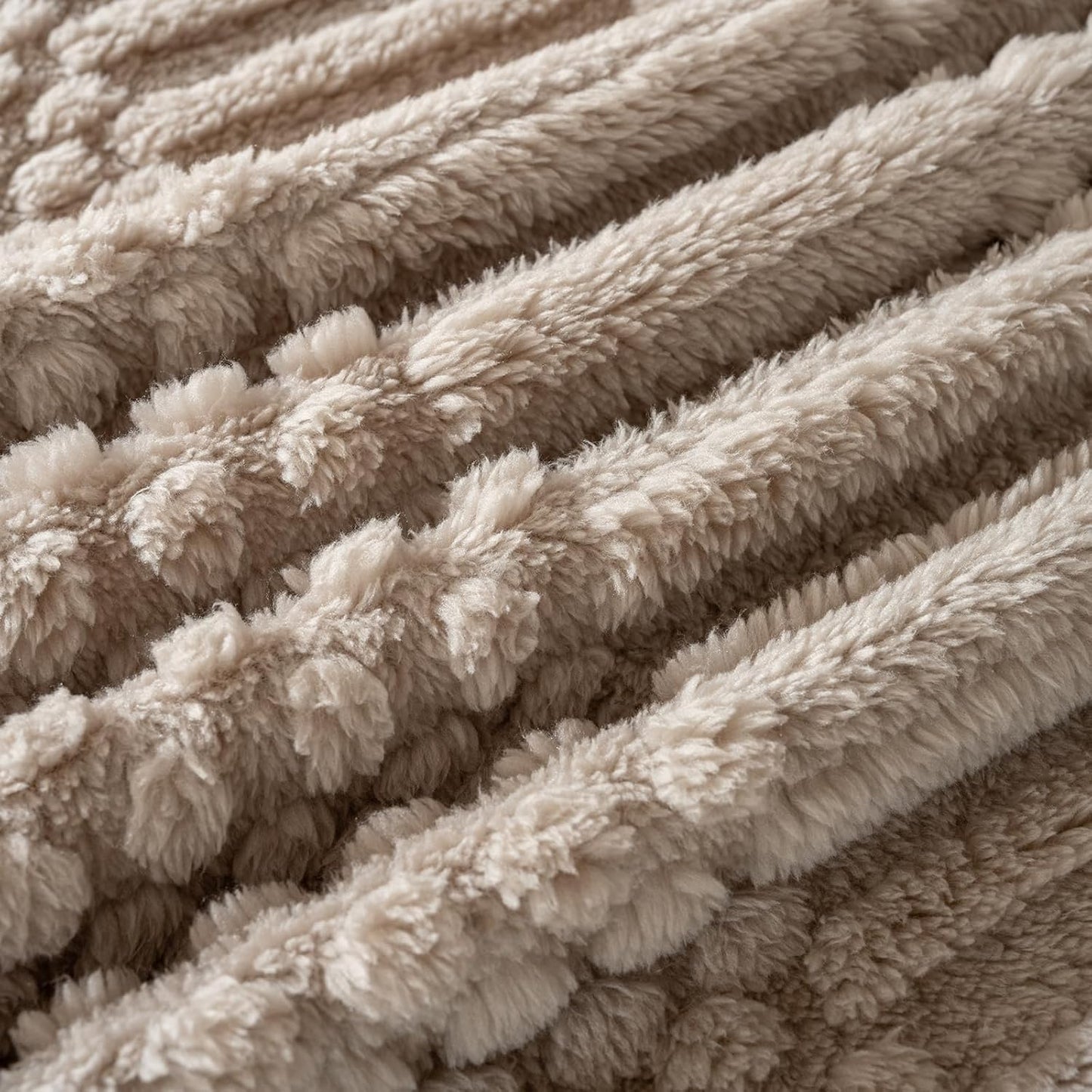 50x70 Inch Rust Throw Blanket - Soft & Fluffy Fleece, Cute & Aesthetic, Perfect for Sofa, Couch, Chair, Bed, Living Room & Bedroom, All-Season Use, Plush & Cozy Decorative Blanket
