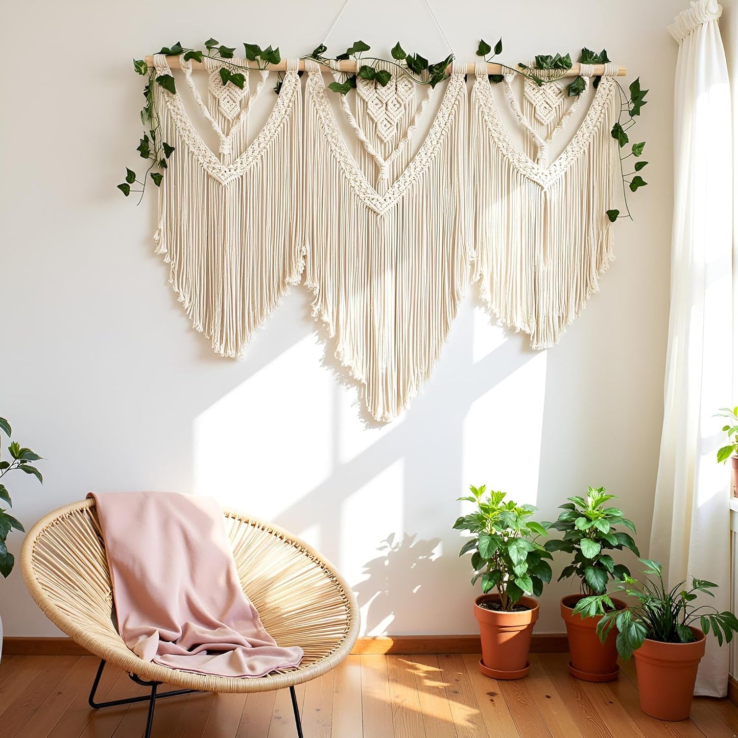 guzhiou large macrame wall hanging - Boho Tapestry Macrame Wall Decor Art- Chic Bohemian Handmade Woven Tapestry Home Decoration for Bedroom Living Room Apartment Wedding Party - 43"x32" (Wood bead)