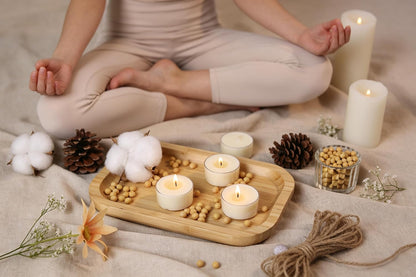 Soy Wax Tealight Candles 100 Packs, 4 Hour Long Burning, Unscented White Smokeless Candles, Non-Toxic Paraffin-Free Clear Acrylic Cup Tea Lights for Weddings, Home, Emergencies & Dinner