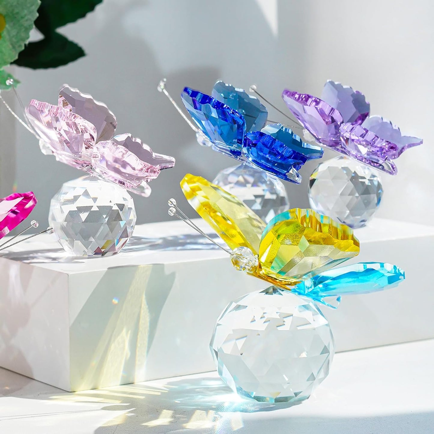H&D HYALINE & DORA Crystal Cut Butterfly Animal Ornament Decoration for Office Table Home Bedroom