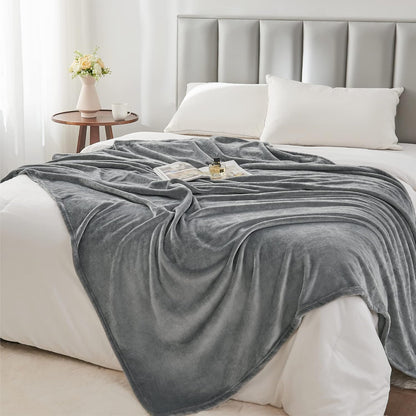 BEDELITE Fleece Blanket Black Throw Blankets for Couch & Bed, Luxury Plush Cozy Fuzzy Blanket 50x60 inches, Super Soft Warm Lightweight Throw Blanket for Travel Camping - Colors B