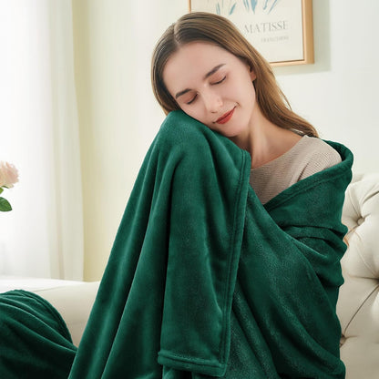 BEDELITE Fleece Blanket Black Throw Blankets for Couch & Bed, Luxury Plush Cozy Fuzzy Blanket 50x60 inches, Super Soft Warm Lightweight Throw Blanket for Travel Camping - Colors A
