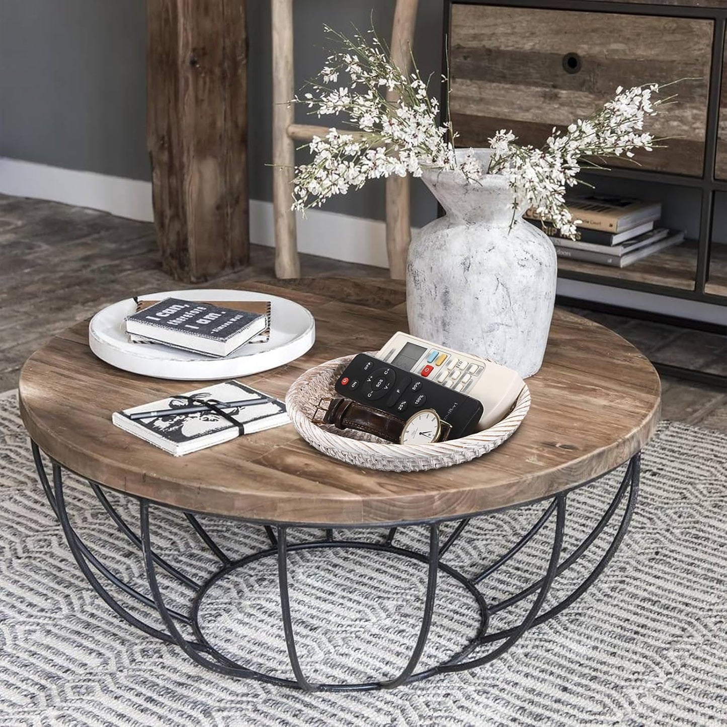 Hipiwe Small Key Basket Bowl for Entryway 7.6" Round Woven Wicker Basket Fruit Serving Tray Woven Basket Wall Decor Rattan Organizer Basket for Keys, Wallet,Whitewash
