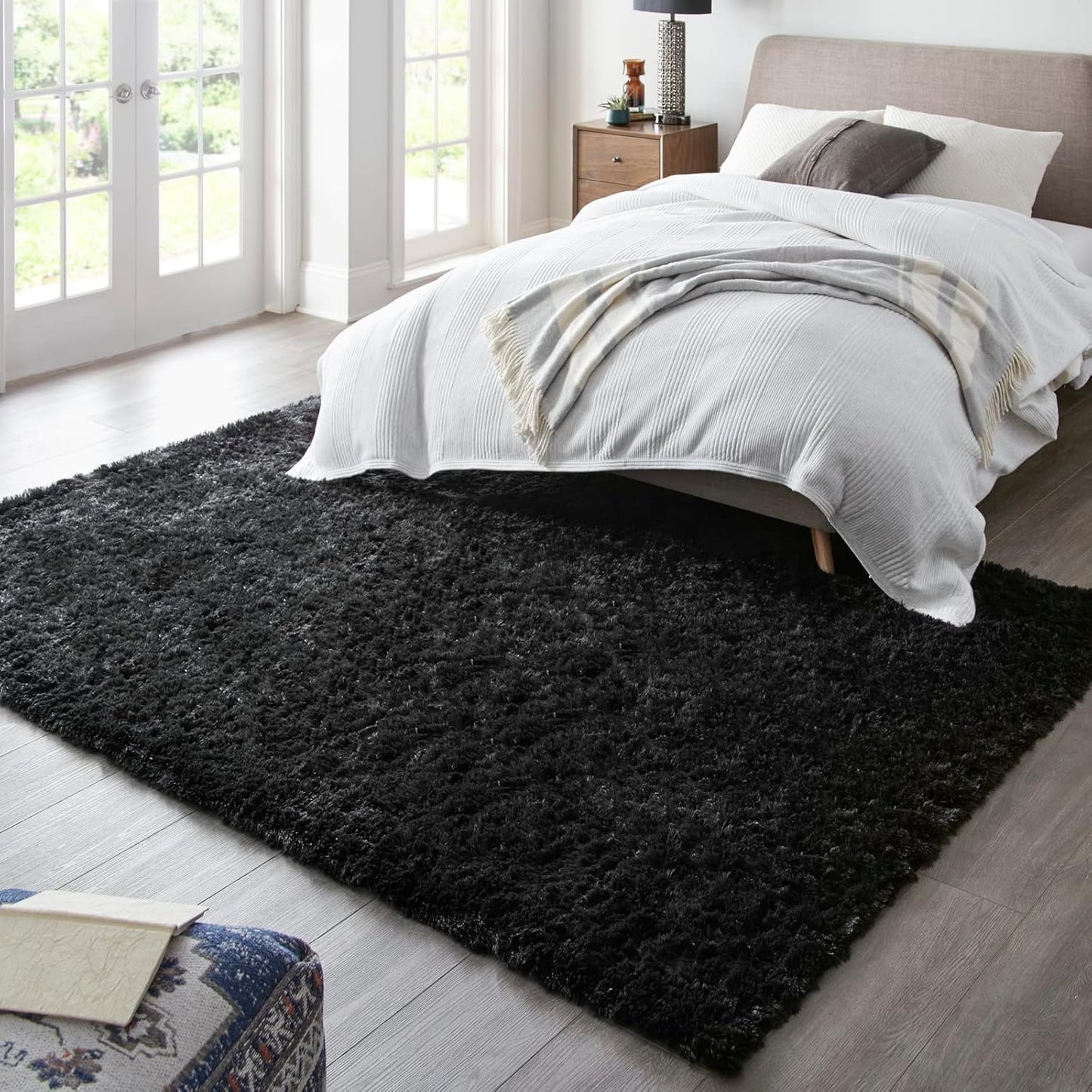 Ophanie Round Rugs 5Ft Ivory Circle Area Rug, Nursery Room Decor, Christmas Aesthetic Bedroom Home Circular Carpet 5 Foot, Fluffy Fuzzy Shag Plush Cream Living Room Rugs for Kids Boys Girls Teen Baby