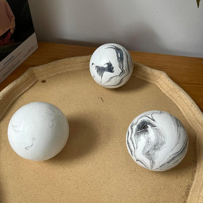 Set of 6 Decorative Orbs for Bowls and Vases - Circle Pattern - Resin Round Sphere Balls for Living, Dining Room Coffee Table Centerpiece Home Decor