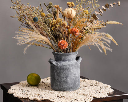 Quoowiit Ceramic Rustic Farmhouse Vase, Distressed Decorative Flower Vases for Home Decor, Ideal Shelf Decor, Green Boho Vase for Living Room Bedroom Kitchen Office Centerpiece Table Decorations