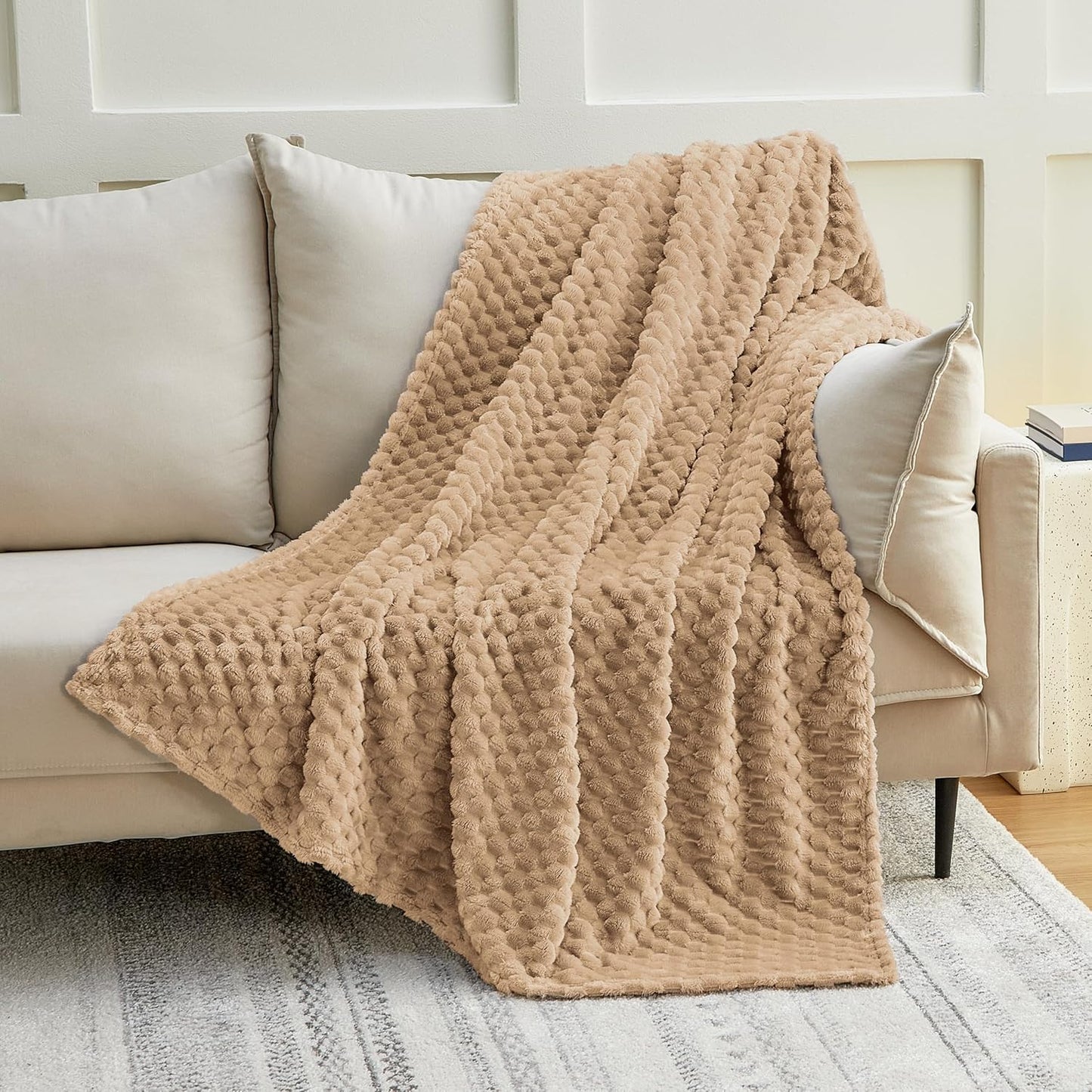 EXQ Home Fleece Throw Blanket for Couch or Bed - 3D Imitation Turtle Shell Jacquard Decorative Blankets - Cozy Soft Lightweight Fuzzy Flannel Blanket Suitable for All Seasons(50"×60",Beige)