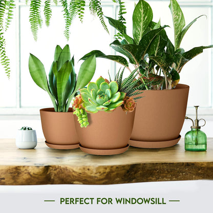 Utopia Home Plant Pots Indoor with Drainage Holes – Set of 5 White Plastic Flower Pots (7/6.6/6/5.3/4.8 Inch) – Modern Planters for Indoor Plants, Room & Office Décor, Great Stocking Stuffers