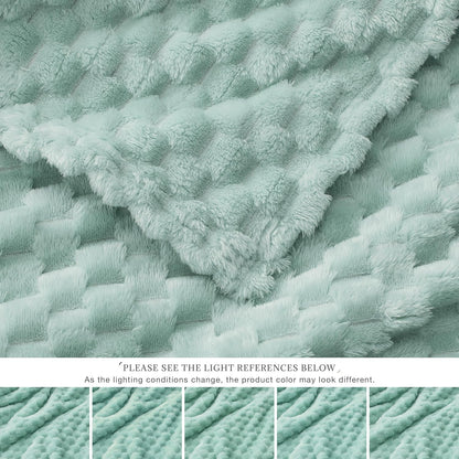 EXQ Home Fleece Throw Blanket for Couch or Bed - 3D Imitation Turtle Shell Jacquard Decorative Blankets - Cozy Soft Lightweight Fuzzy Flannel Blanket Suitable for All Seasons(50"×60",Beige)