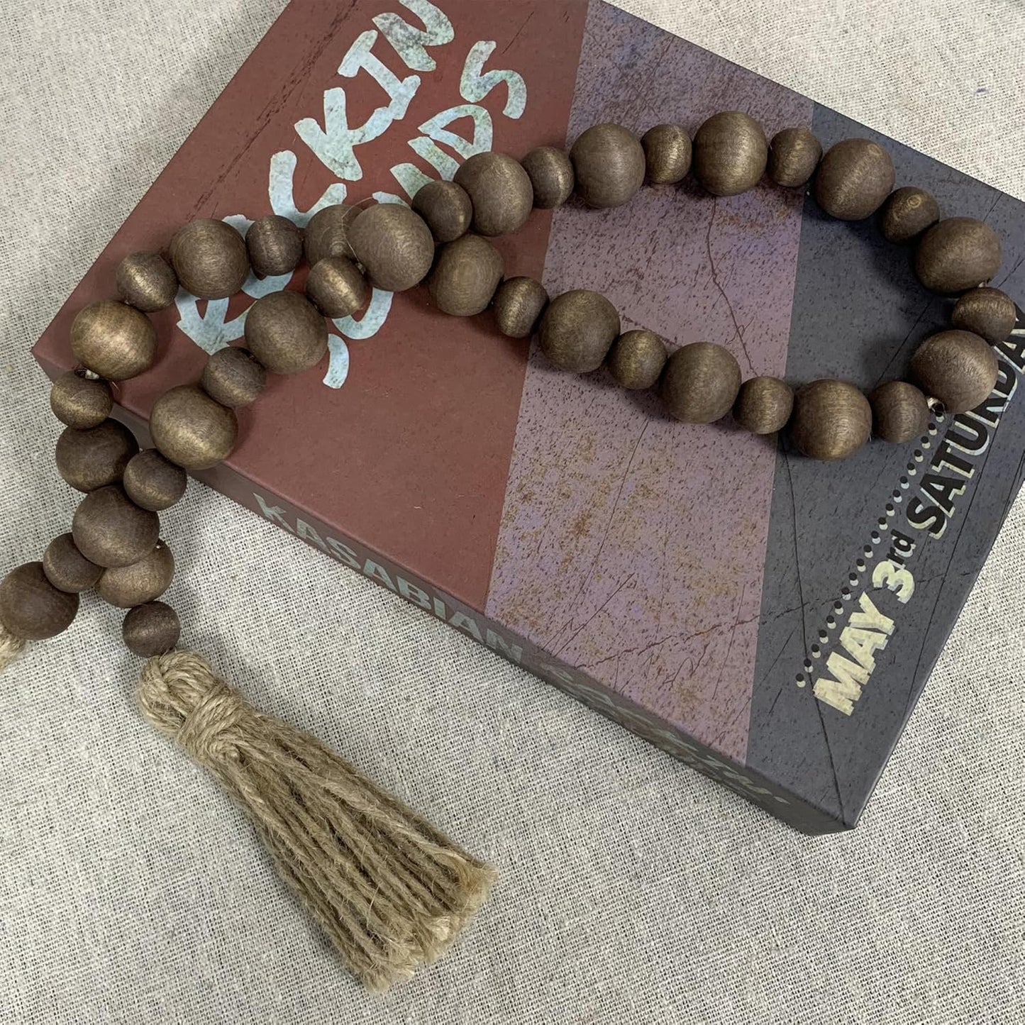 Handcrafted Farmhouse Wooden Decorative Beads Garland, Table Tray Boho Wood Beads with Tassel, Small Rustic Antique Decor for Home and Events (32" Rustic Blue)