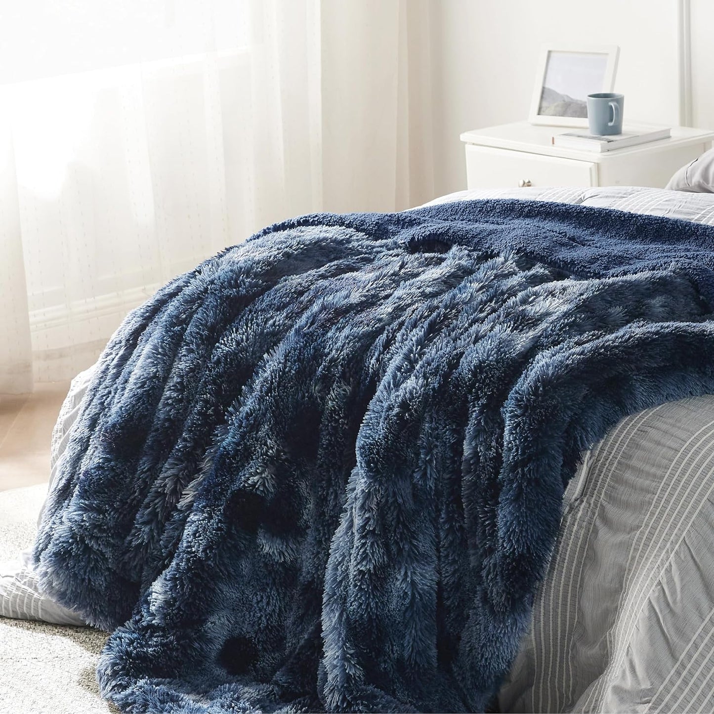 Bedsure GentleSoft Fluffy Fuzzy Faux Fur Throw Blanket for Couch, Soft Sherpa Fleece Cozy Gifts for Women, Plush Bed Blanket Room Decor for Men, Thick Warm Minky Teen Gifts Winter Bedding