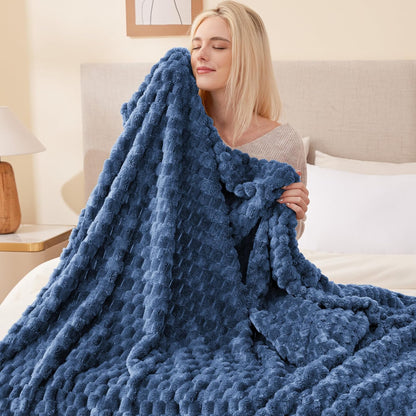 EXQ Home Fleece Throw Blanket for Couch or Bed - 3D Imitation Turtle Shell Jacquard Decorative Blankets - Cozy Soft Lightweight Fuzzy Flannel Blanket Suitable for All Seasons(50"×60",Beige)