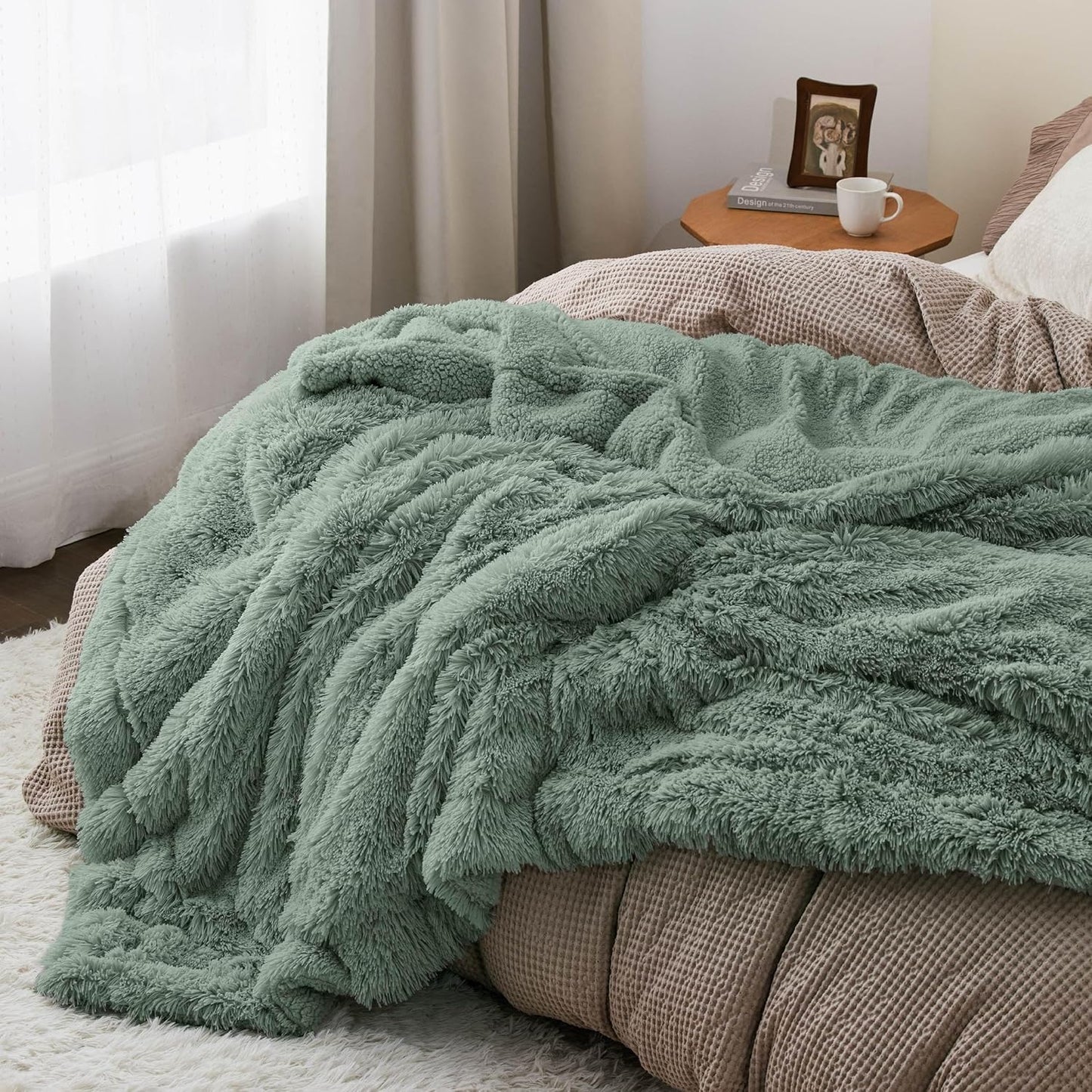 Bedsure GentleSoft Fluffy Fuzzy Faux Fur Throw Blanket for Couch, Soft Sherpa Fleece Cozy Gifts for Women, Plush Bed Blanket Room Decor for Men, Thick Warm Minky Teen Gifts Winter Bedding