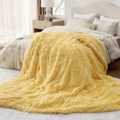 Bedsure GentleSoft Fluffy Fuzzy Faux Fur Throw Blanket for Couch, Soft Sherpa Fleece Cozy Gifts for Women, Plush Bed Blanket Room Decor for Men, Thick Warm Minky Teen Gifts Winter Bedding