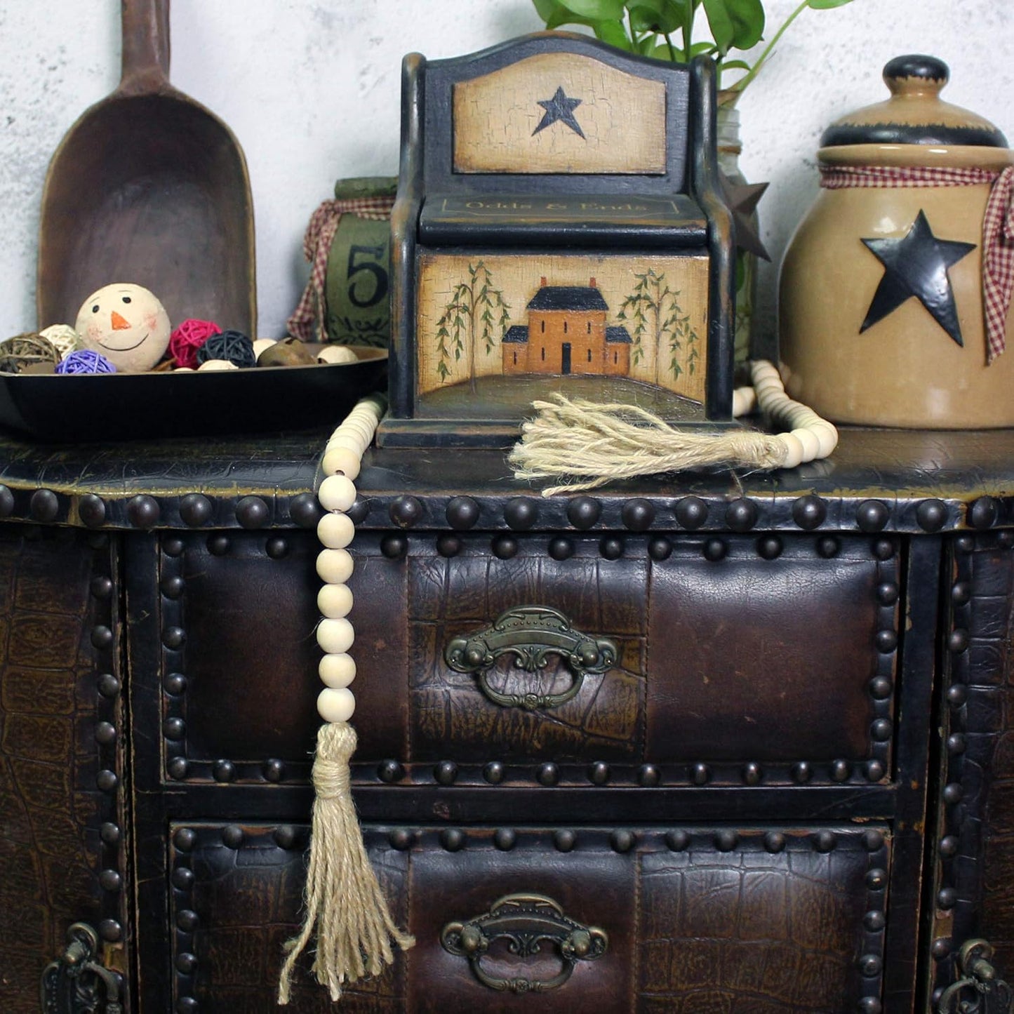CVHOMEDECO. Wood Beads Garland with Tassels Farmhouse Rustic Wooden Prayer Bead String Wall Hanging Accent for Home Festival Decor. Mix Distressed