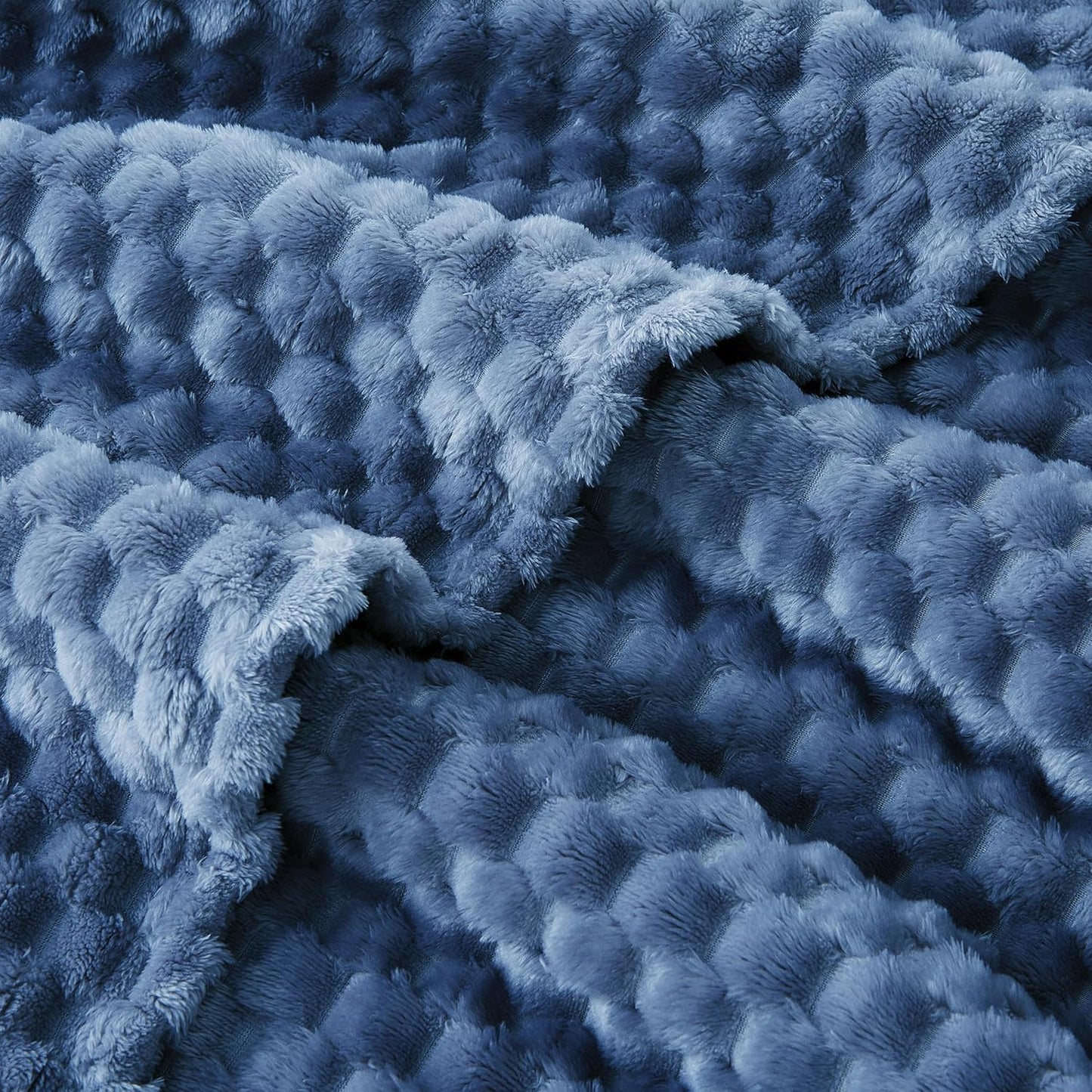 EXQ Home Fleece Throw Blanket for Couch or Bed - 3D Imitation Turtle Shell Jacquard Decorative Blankets - Cozy Soft Lightweight Fuzzy Flannel Blanket Suitable for All Seasons(50"×60",Beige)