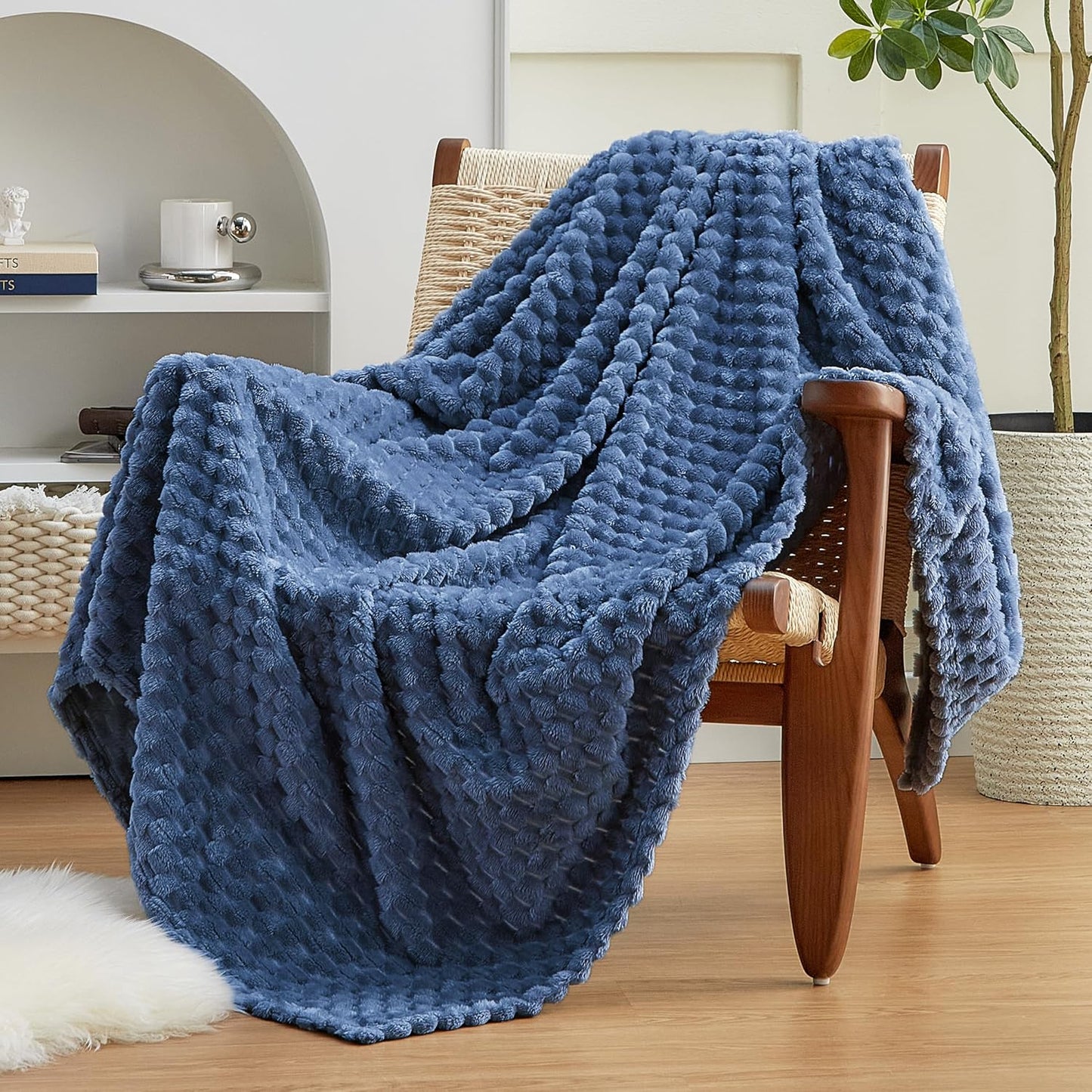 EXQ Home Fleece Throw Blanket for Couch or Bed - 3D Imitation Turtle Shell Jacquard Decorative Blankets - Cozy Soft Lightweight Fuzzy Flannel Blanket Suitable for All Seasons(50"×60",Beige)