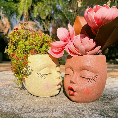 Handmade Face Flower Pots Standing Air Kiss Head Planter Pot for Trailing Plants Cute Succulent Planter Resin Planters Funny Face Planters with Anti-Friction Pads White 1Pack