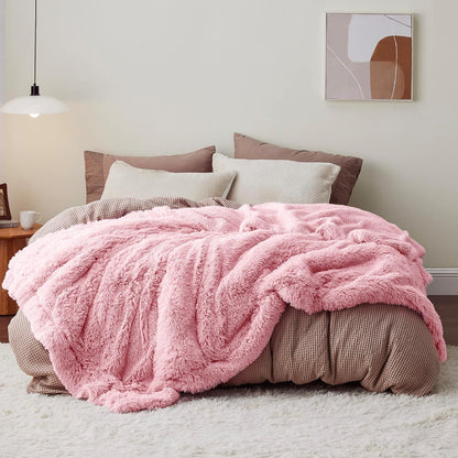 Bedsure GentleSoft Fluffy Fuzzy Faux Fur Throw Blanket for Couch, Soft Sherpa Fleece Cozy Gifts for Women, Plush Bed Blanket Room Decor for Men, Thick Warm Minky Teen Gifts Winter Bedding