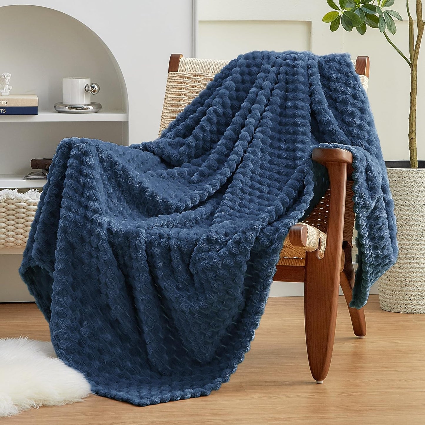 EXQ Home Fleece Throw Blanket for Couch or Bed - 3D Imitation Turtle Shell Jacquard Decorative Blankets - Cozy Soft Lightweight Fuzzy Flannel Blanket Suitable for All Seasons(50"×60",Beige)
