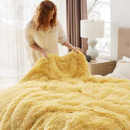 Bedsure GentleSoft Fluffy Fuzzy Faux Fur Throw Blanket for Couch, Soft Sherpa Fleece Cozy Gifts for Women, Plush Bed Blanket Room Decor for Men, Thick Warm Minky Teen Gifts Winter Bedding