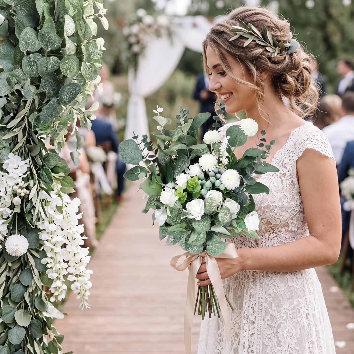 Giegxin 180 Pcs 3 Kinds Mixed Artificial Eucalyptus Leaves Stems Bulk Silver Dollar Leaves Picks Dried Eucalyptus Bundle Faux Spray for Wedding Vase Bouquet Floral Arrangement (Green)
