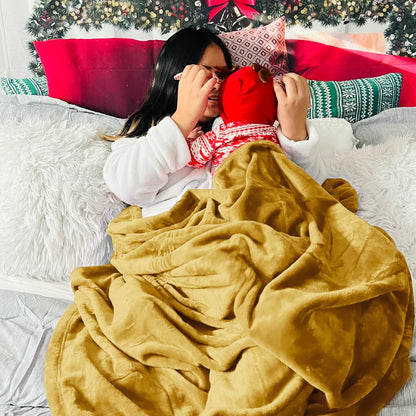 Bedsure GentleSoft Fleece Throw Blanket for Couch Grey - Lightweight Plush Fuzzy Cozy Soft Blankets and Throws for Sofa, Couch, Travel, Camping, 50x60 inches - Colors B