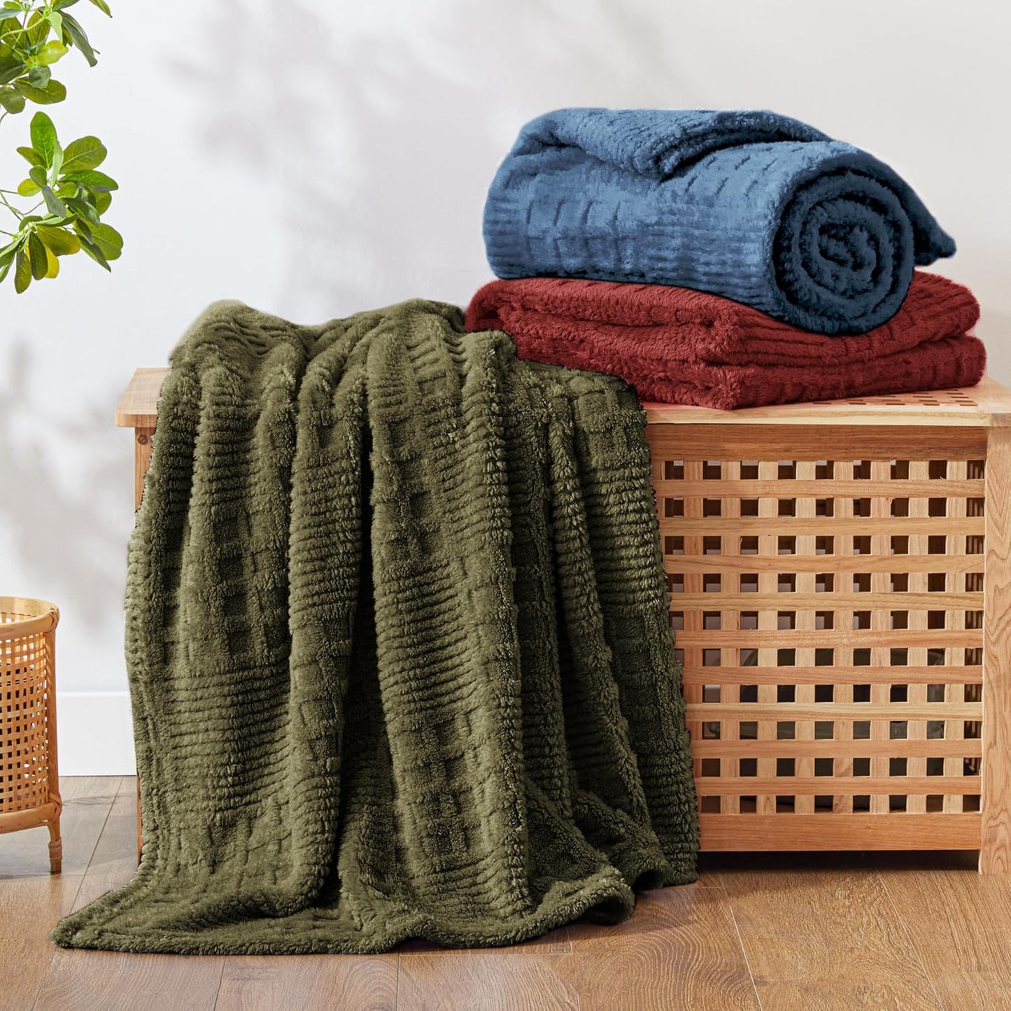 EXQ Home Fleece Throw Blanket for Couch or Bed - 3D Imitation Turtle Shell Jacquard Decorative Blankets - Cozy Soft Lightweight Fuzzy Flannel Blanket Suitable for All Seasons(50"×60",Beige)