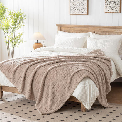 50x70 Inch Rust Throw Blanket - Soft & Fluffy Fleece, Cute & Aesthetic, Perfect for Sofa, Couch, Chair, Bed, Living Room & Bedroom, All-Season Use, Plush & Cozy Decorative Blanket