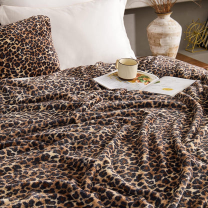 BEDELITE Fleece Blanket Black Throw Blankets for Couch & Bed, Luxury Plush Cozy Fuzzy Blanket 50x60 inches, Super Soft Warm Lightweight Throw Blanket for Travel Camping - Colors A